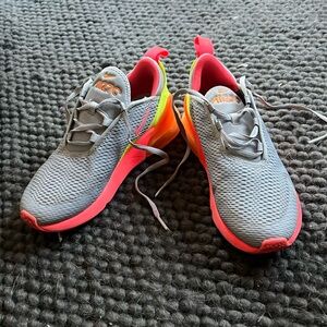 Nike Airmax 270 Shoes 3Y